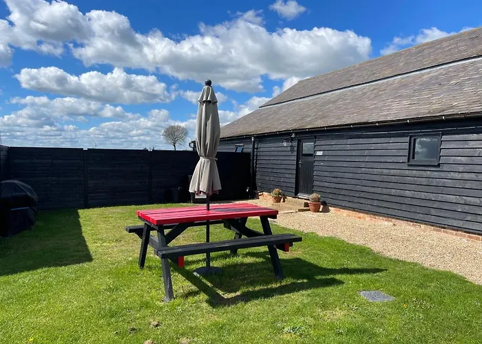 The Cow Shed 2-Bed Apartment In Bradwell On Sea