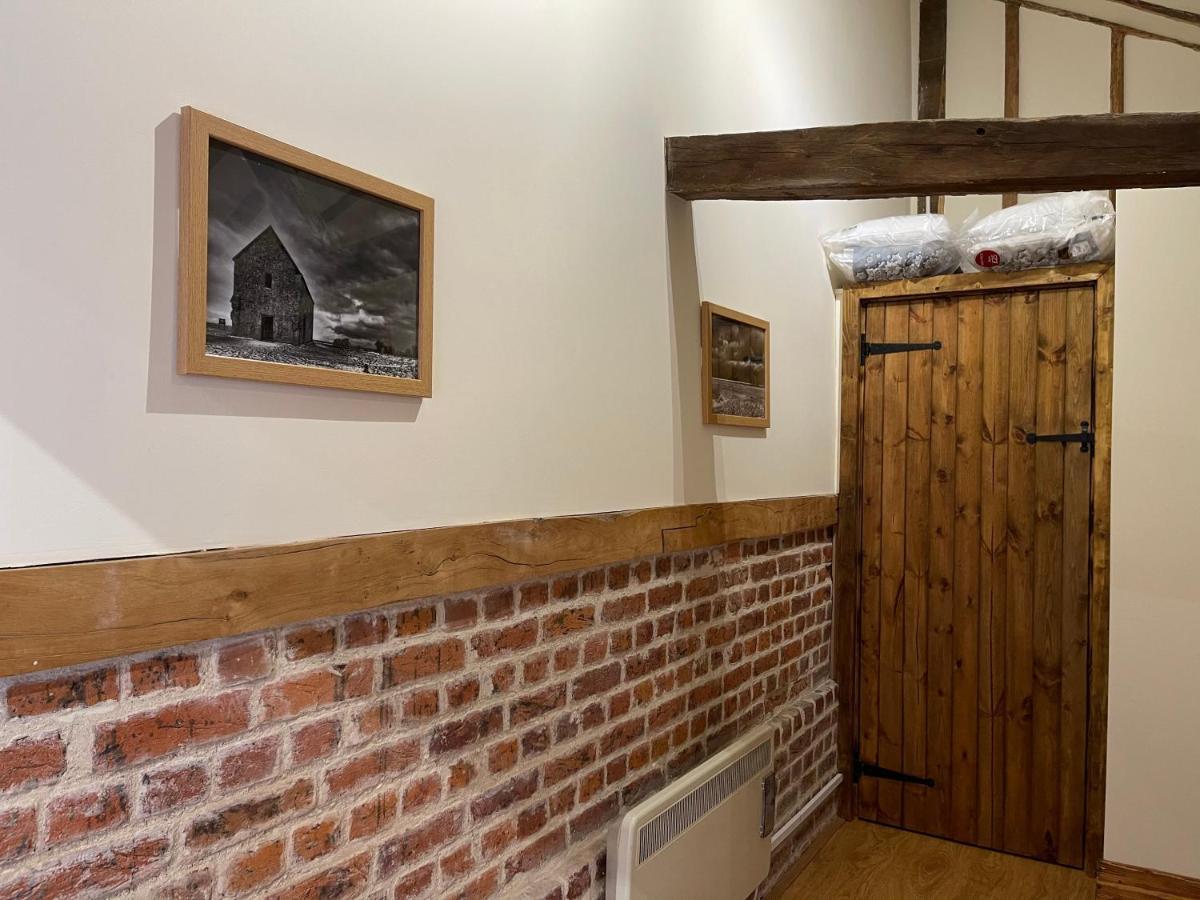 The Cow Shed 2-bed In * Bradwell on Sea