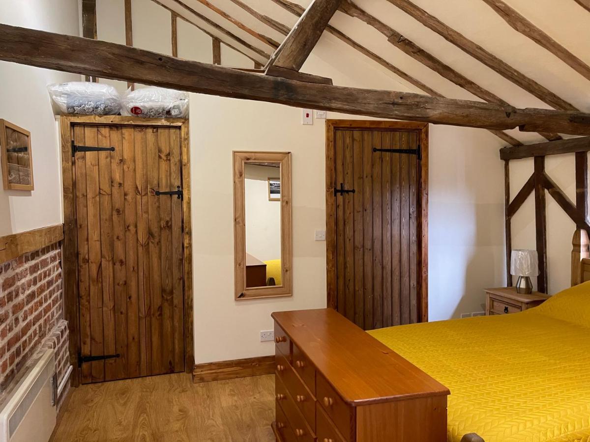 The Cow Shed 2-bed In * Bradwell on Sea